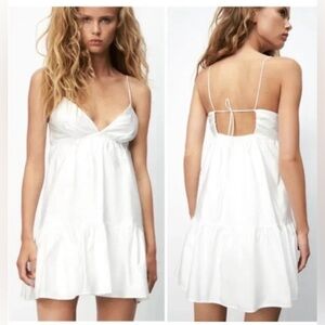 Elegant White Spaghetti Strap Dress size Medium